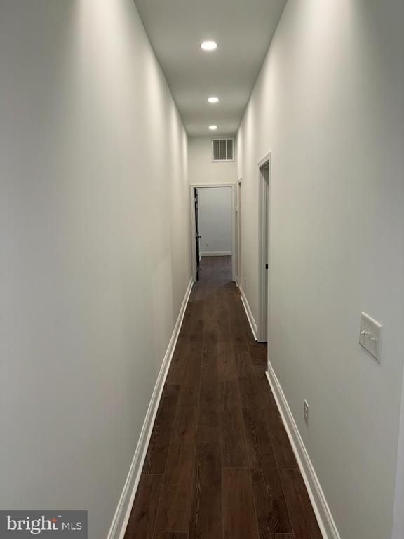 Building Photo - 2028 Druid Hill Ave