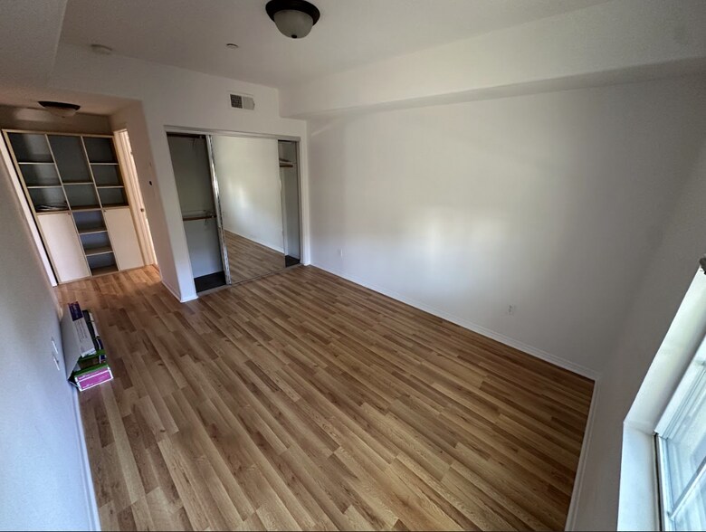 Building Photo - 2750 Artesia Blvd