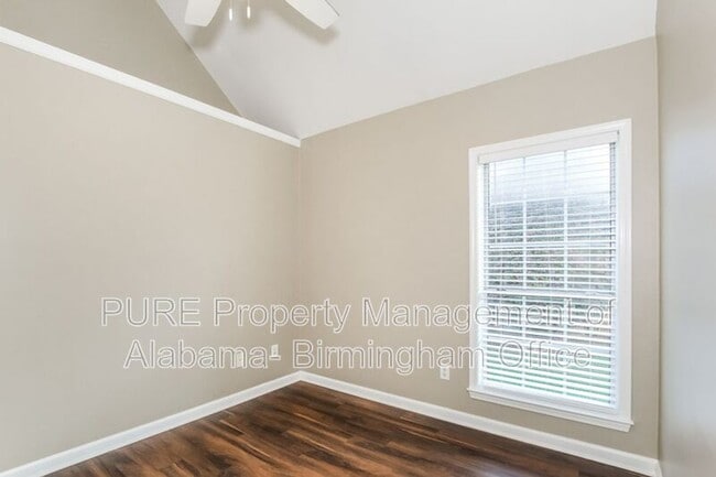 Building Photo - 108 Flagstone Ln