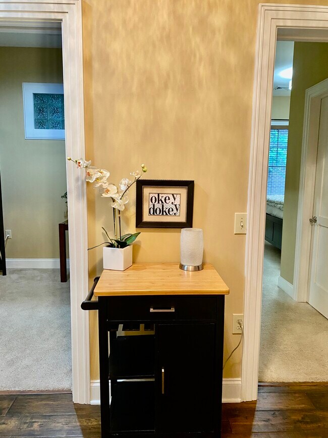 Building Photo - 30 Whistler Ct