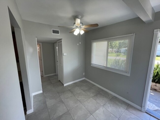 Building Photo - Charming 2BR/1BA Home Available NOW in Pin...