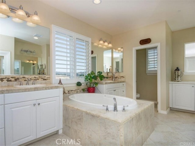 Building Photo - 45714 Corte Mislanca