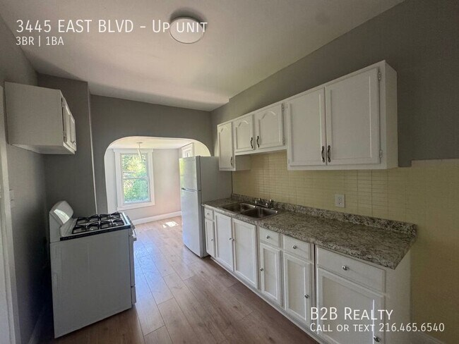 Building Photo - 3445 East Blvd