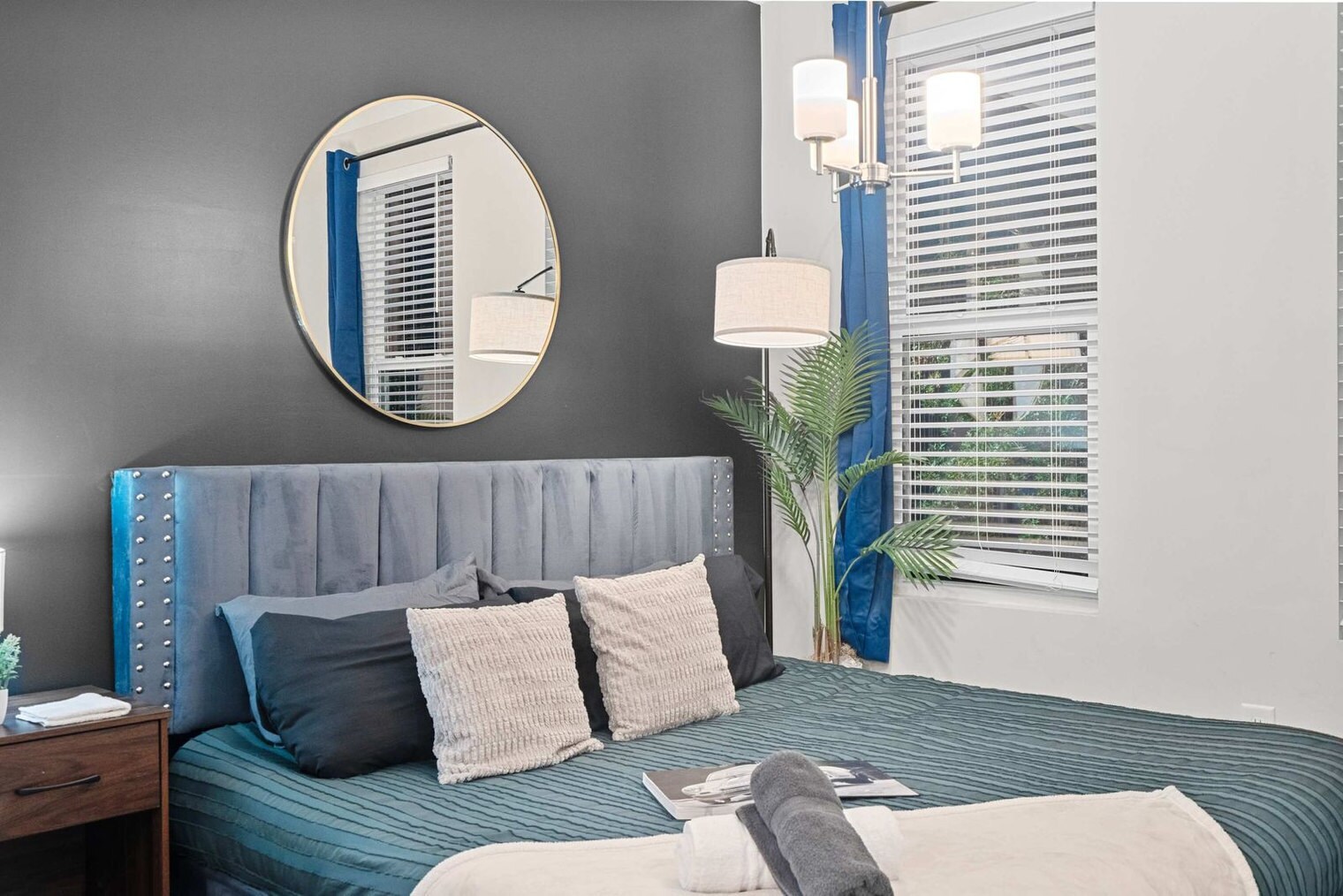 Building Photo - 1442 Hamilton St