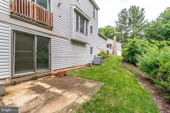 Building Photo - 4809 Tabard Pl