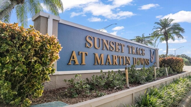 Building Photo - 3098 SW Sunset Trace Cir