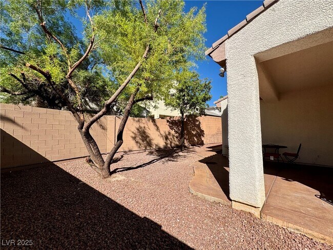 Building Photo - 2123 Lone Desert St