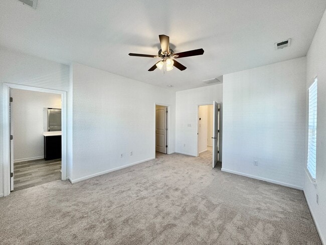 Building Photo - 3 Bedroom Townhome in Spence Crossing! Water/Sewer/Trash/Landscaping INCLUDED! - Attached Garage ...