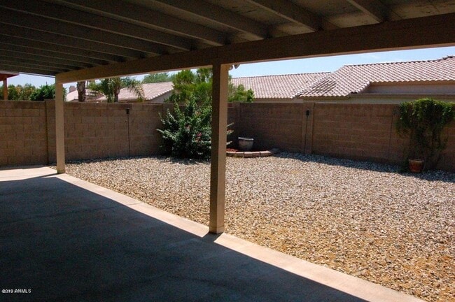 Building Photo - 4815 W Ponderosa Ln