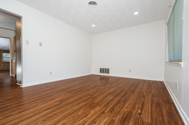 Building Photo - 13809 Janwood Ln