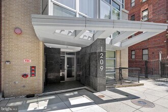 Building Photo - 1209 13th St NW