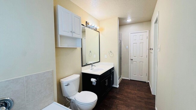 Building Photo - 3838 St Simon Manor Dr