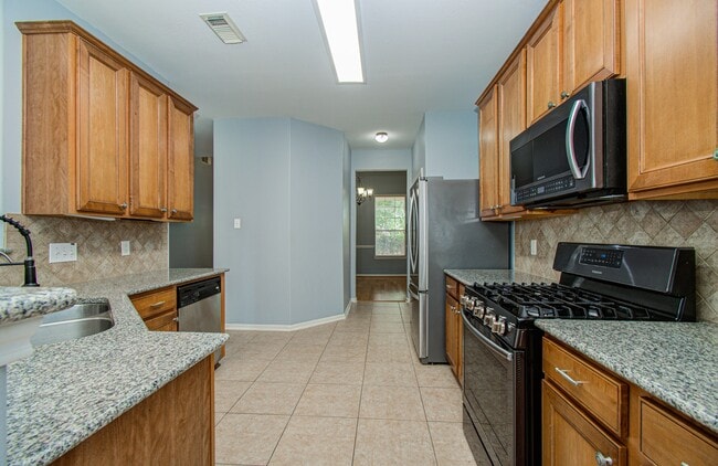 Building Photo - 6307 S Wintersage Ln