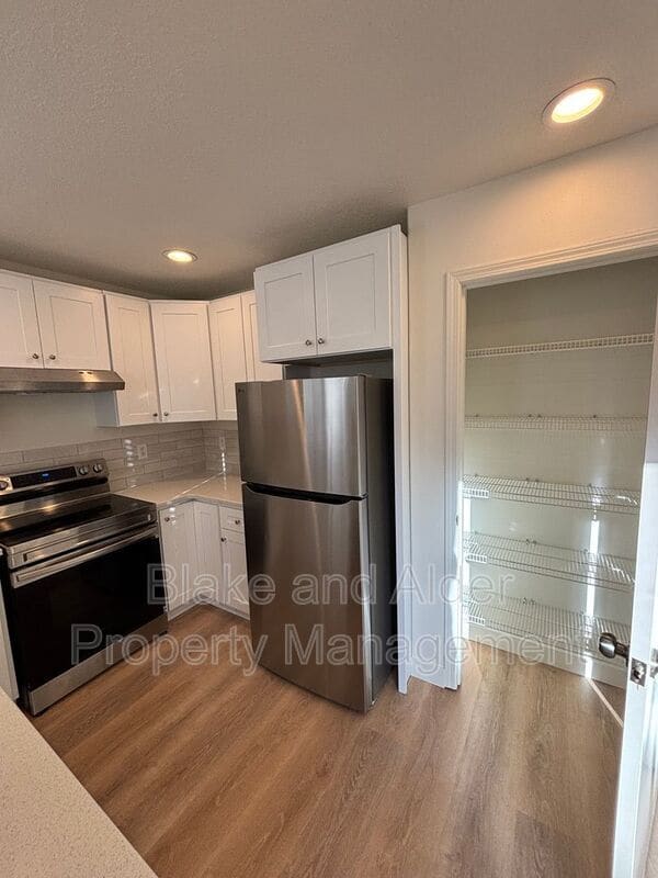 Building Photo - 3607 NE 158th Ave