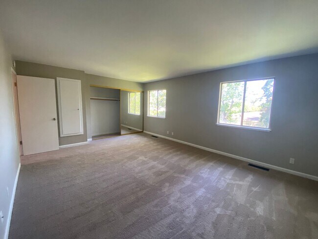 Building Photo - 1567 Ivycreek Cir