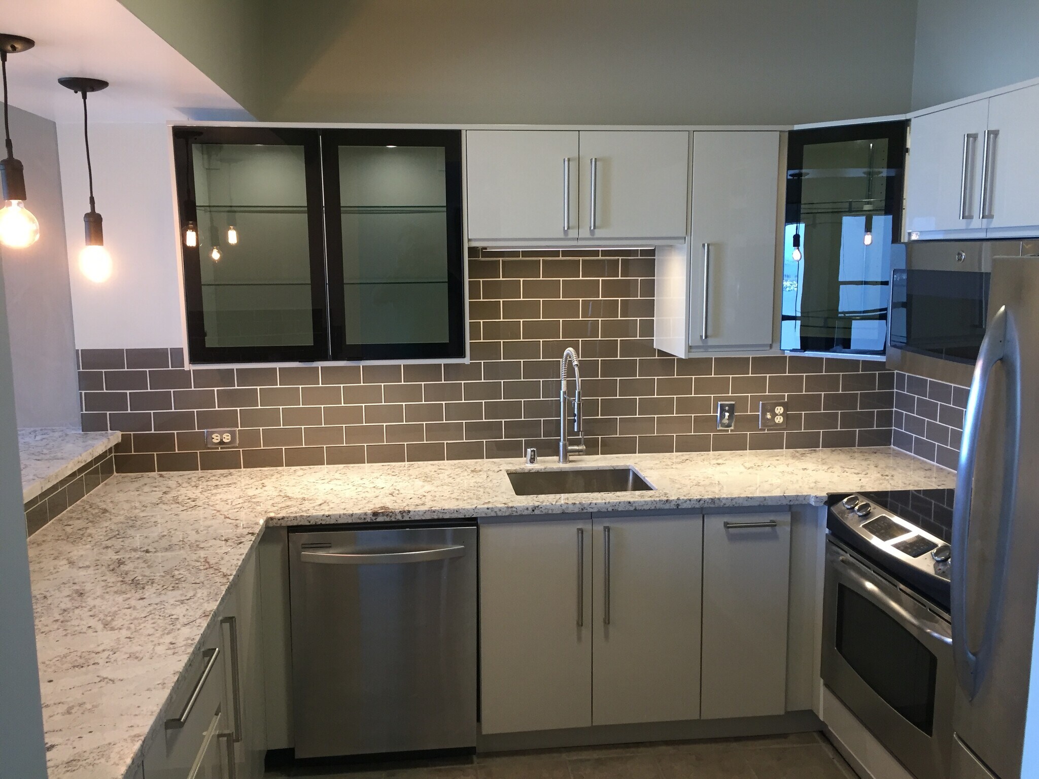 Building Photo - 6363 Christie Ave