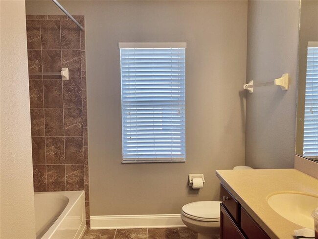 Building Photo - 4151 Knollpoint Dr