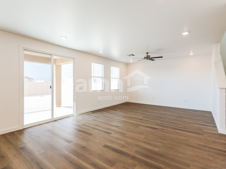 Building Photo - 7433 S Keller Ln