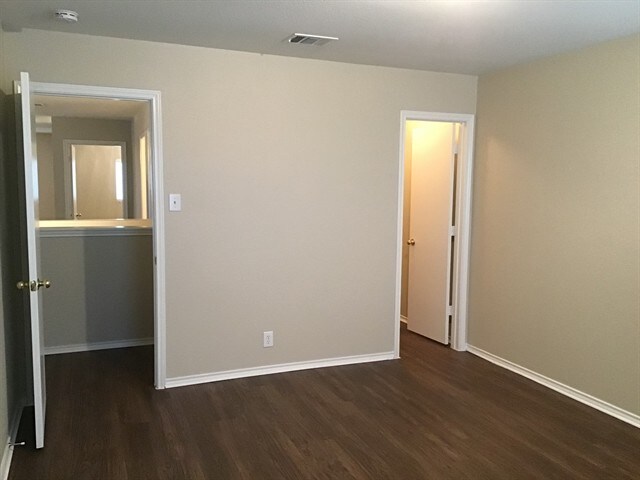 Building Photo - 12647 Sunny Wonder