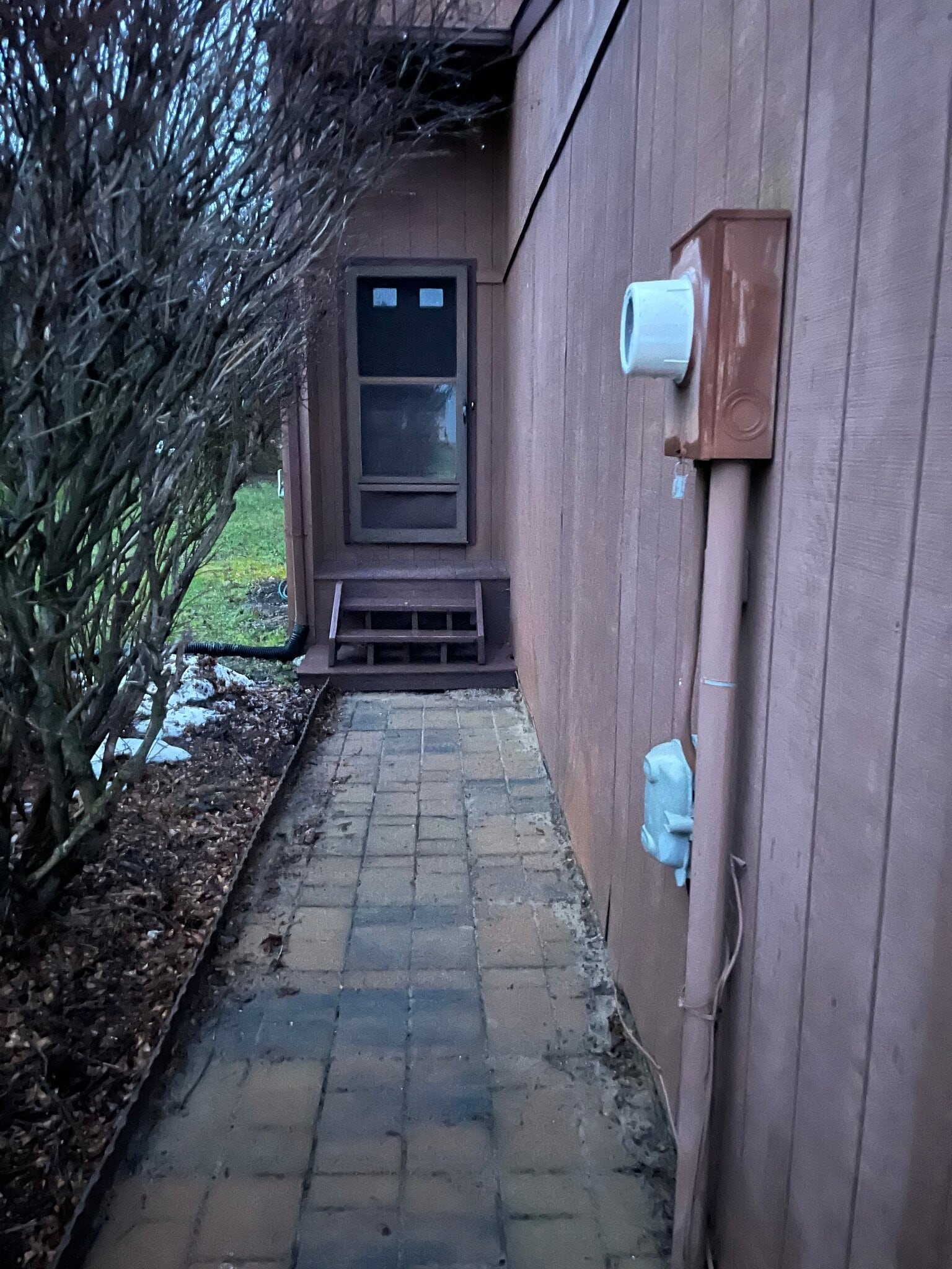 Building Photo - 47 Carol Ct