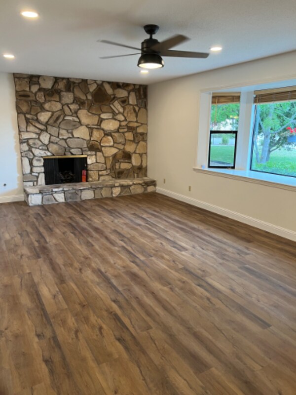 Building Photo - 3994 Club House Rd