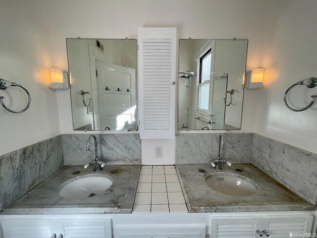 Building Photo - 231 San Jose Avenue