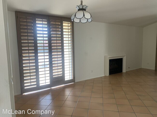 Building Photo - 2 br, 2 bath House - 2099 Caliente Drive