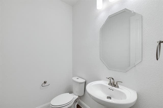 Building Photo - 2408 Acadia Dr