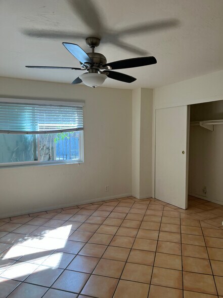 Building Photo - 3949-3933 33rd St