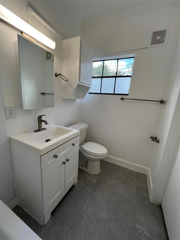 Building Photo - 4021 Mandell St