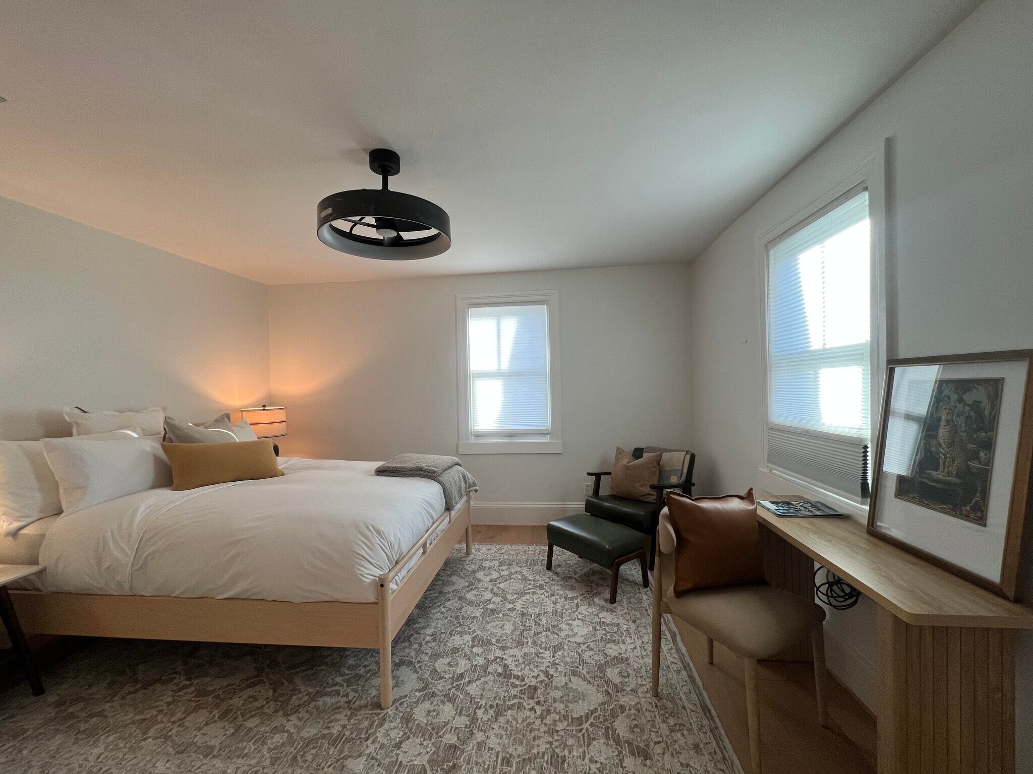 Building Photo - 214 Bowen St