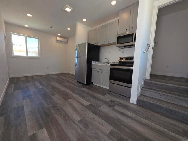 Building Photo - 1819 Oakshire Ct