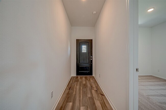 Building Photo - 7134 Glennwick Grv Ln