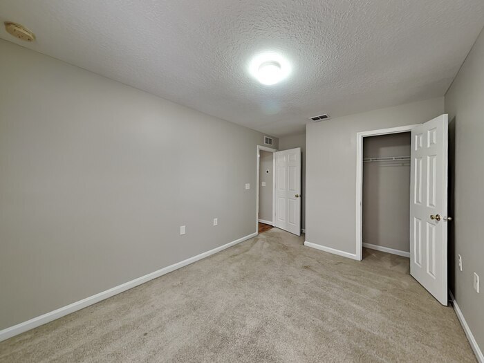 Building Photo - 8172 Oden Ave