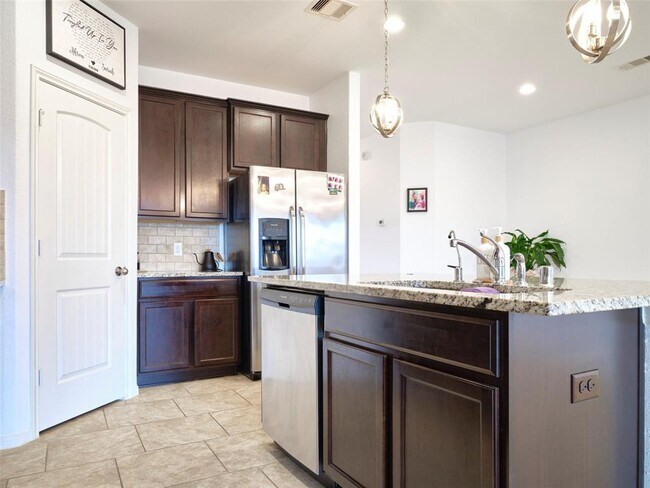 Building Photo - 12629 Pirate Bend Dr