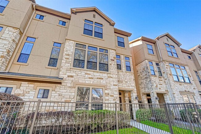 Building Photo - 5211 Eigel St