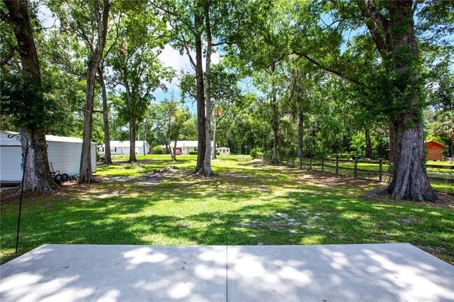 Building Photo - 821 Parkwood Pl