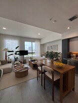 Building Photo - 1990 NW 1st Pl