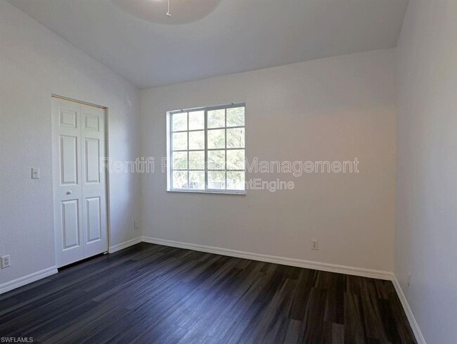 Building Photo - 10036 Poppy Hill Dr