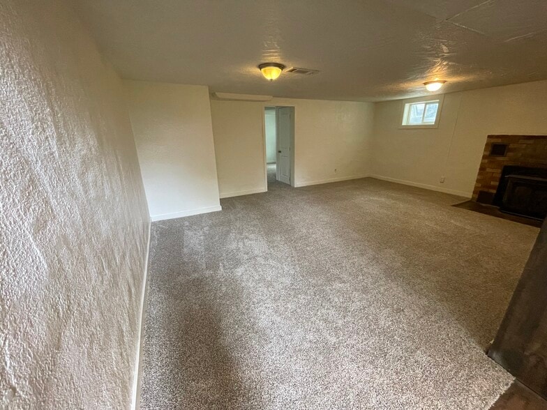 living room - 419 S Garden St