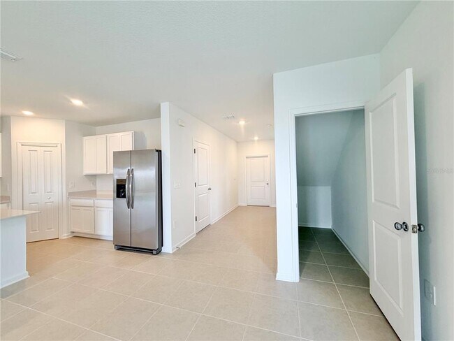 Building Photo - 3623 Hardman Dr