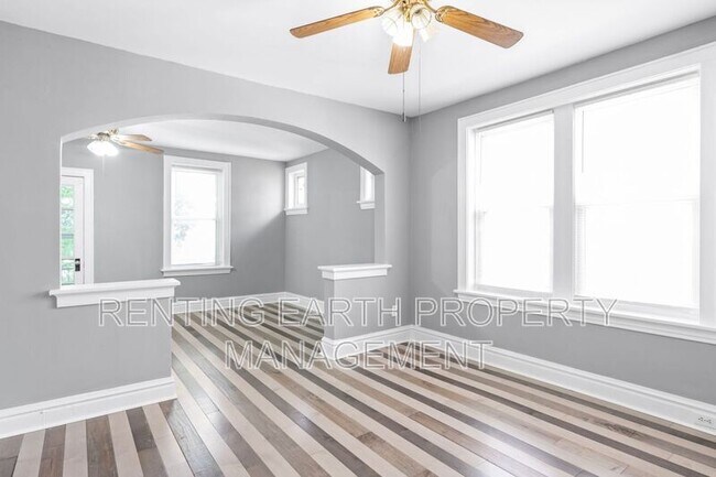 Building Photo - 3868 Meramec St