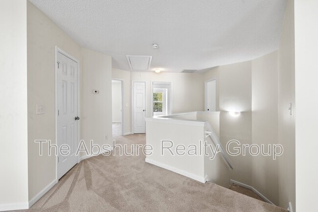 Building Photo - 6571 Guard Hill Dr