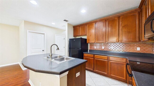 Building Photo - 13128 Logan Captiva Ln