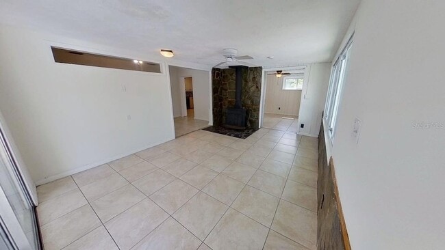 Building Photo - 6374 Hampton Dr N