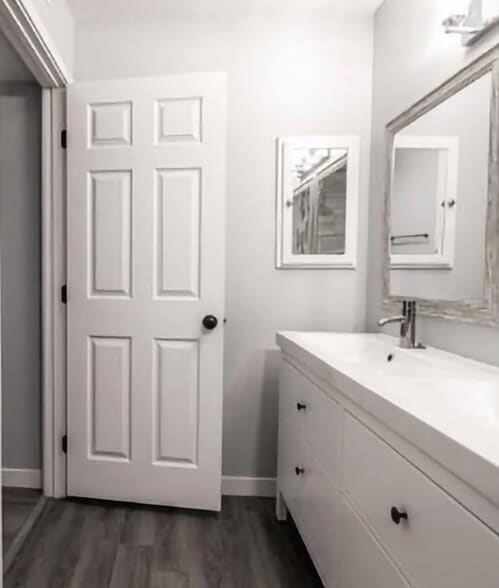 Building Photo - 3152 S Eastern Ave