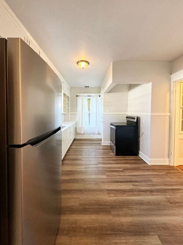 Building Photo - 1100 W 4th Ave