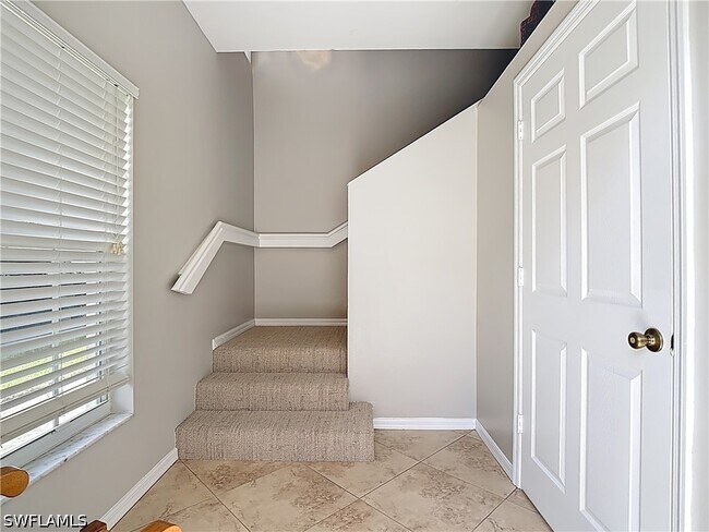 Building Photo - 4970 Deerfield Way