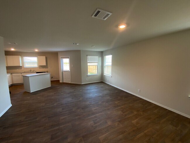 Building Photo - 2023-BUILT ONE STORY, 3 BEDROOM, 2 BATH