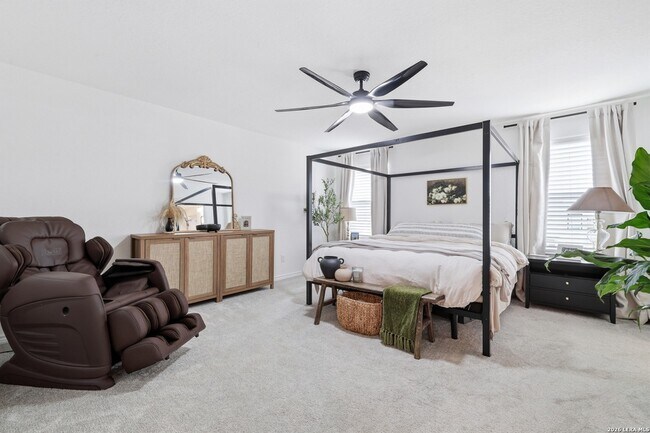 Building Photo - 14454 Calaveras Cv